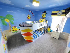 Mickeys Escape - Magical Lakeview 7BR - 4 Master Suites Pool & Hot Tub BBQ Home Theater and 2 Miles Disney!